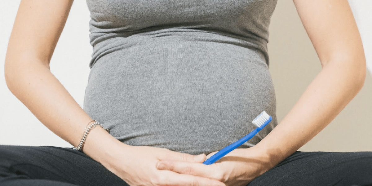 Ecco perchè anche in GRAVIDANZA non devi smettere di andare dal dentista!